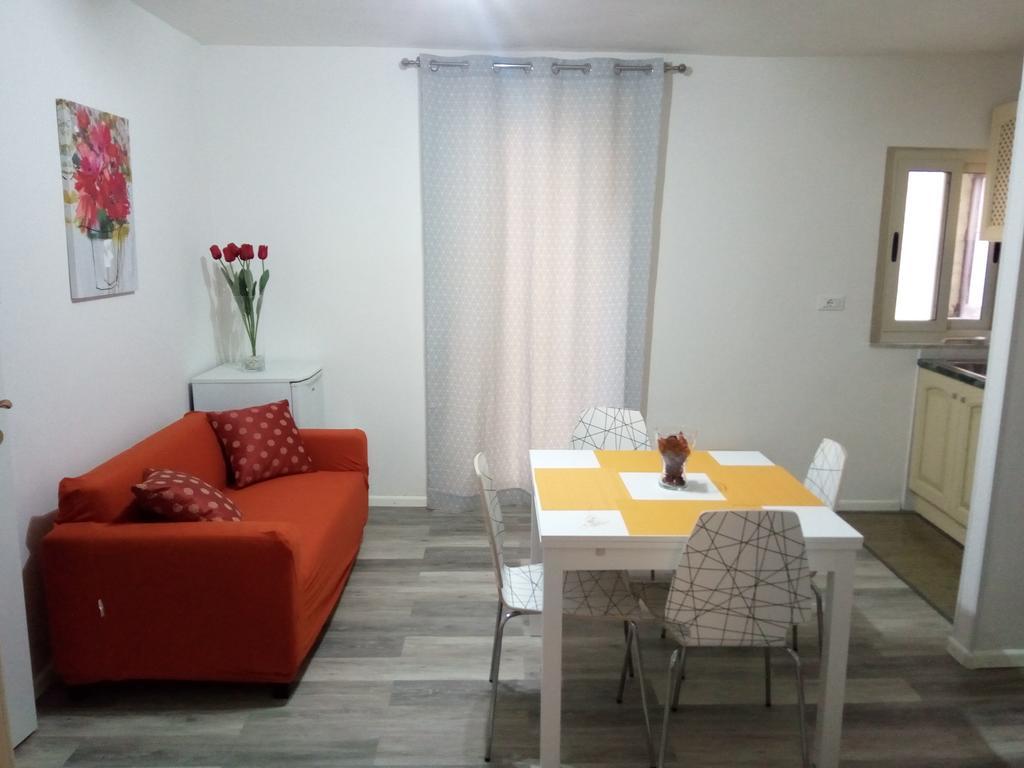 Vittoria Apartment Catania Bagian luar foto