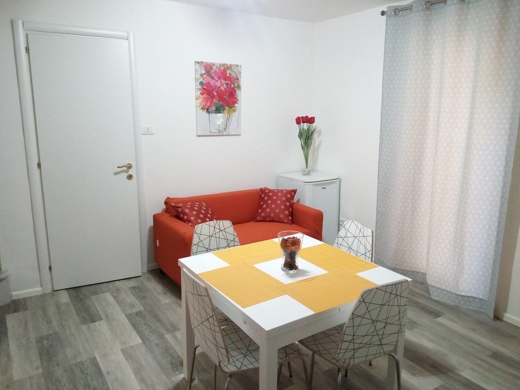 Vittoria Apartment Catania Bagian luar foto